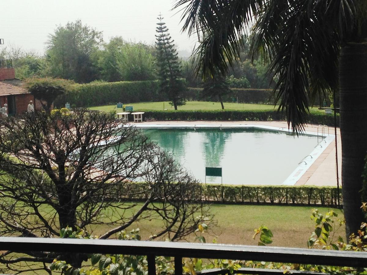 Hotel North Park Panchkula Εξωτερικό φωτογραφία